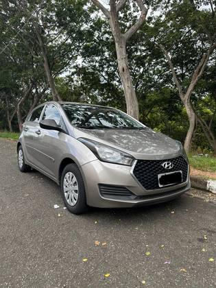 HYUNDAI HB20 1.0 UNIQUE 12V FLEX 4P MANUAL HYUNDAI HB20 1.0 UNIQUE 12V FLEX 4P MANUAL